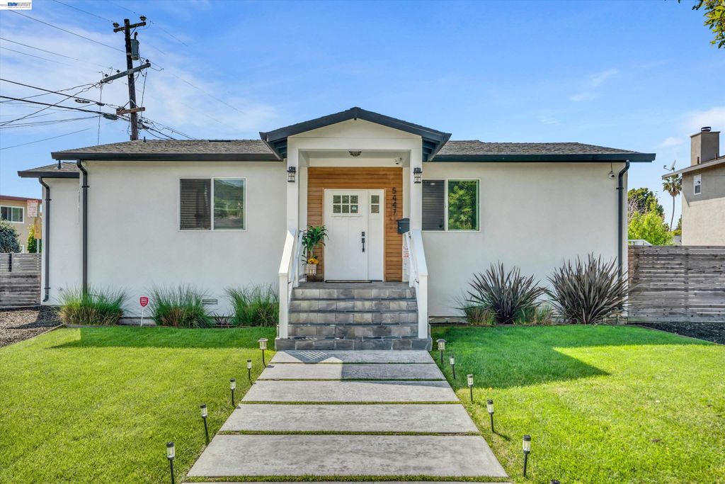 Photo of 5447 Shasta Ave, San Pablo, CA 94806 (MLS # 41129193)