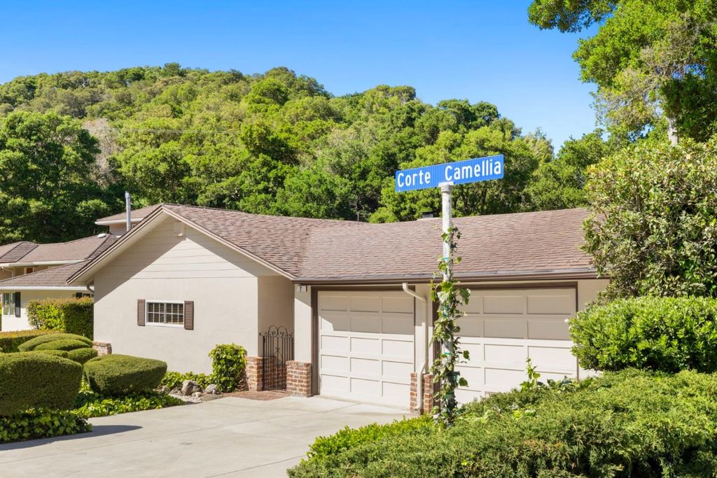 Photo of 2 Corte Camellia, Millbrae, CA 94030 (MLS # ML82041461)