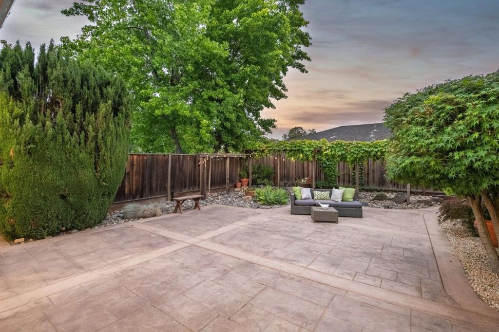 Photo of 1573 S Mary Avenue, Sunnyvale, CA 94087 (MLS # ML82047957)