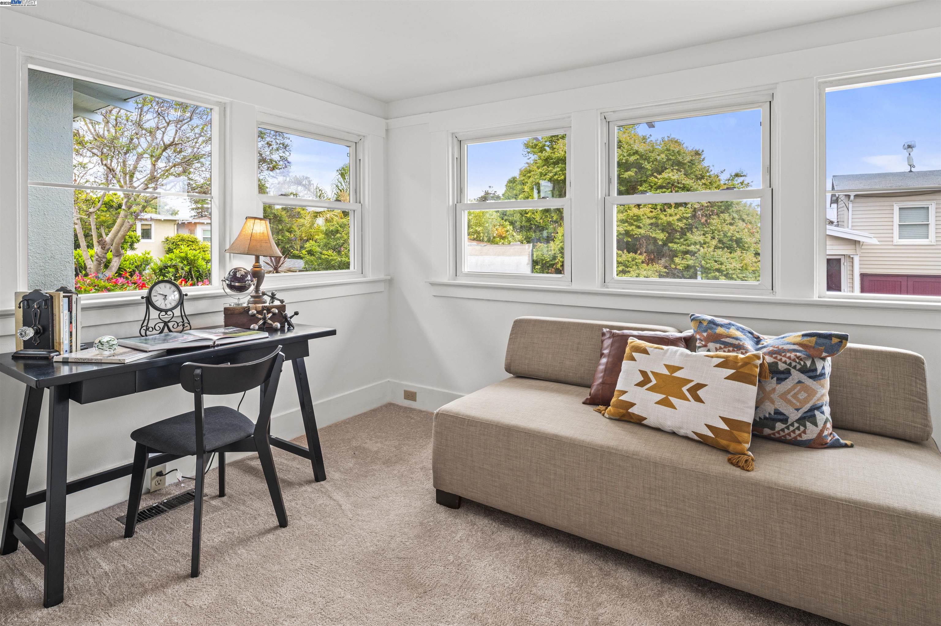 Alameda, California 94501, United States, 4 Bedrooms Bedrooms, ,3 BathroomsBathrooms,Residential,Active,151780