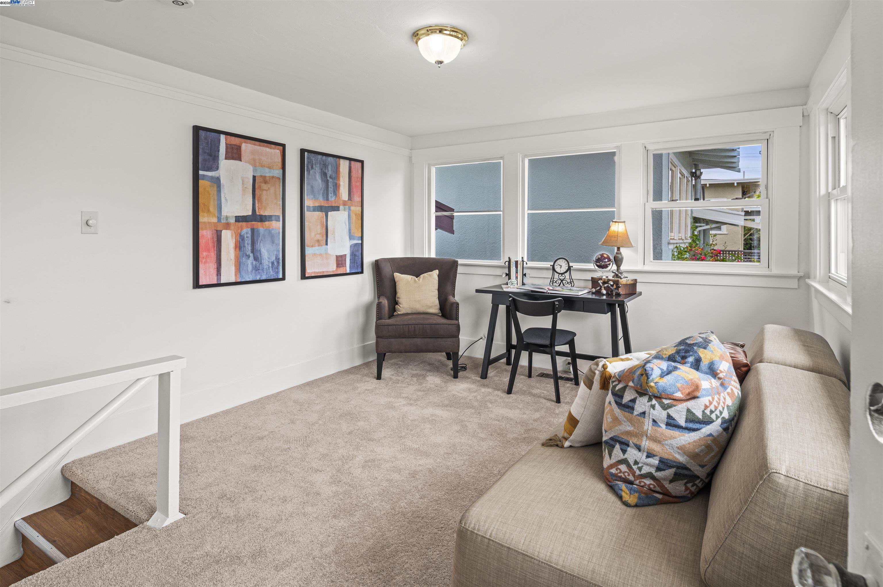 Alameda, California 94501, United States, 4 Bedrooms Bedrooms, ,3 BathroomsBathrooms,Residential,Active,151780