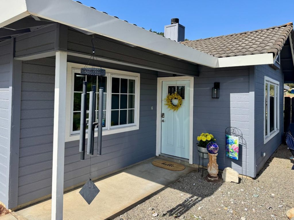 Photo of 8025 Teichman Court, Prunedale, CA 93907 (MLS # ML82048100)