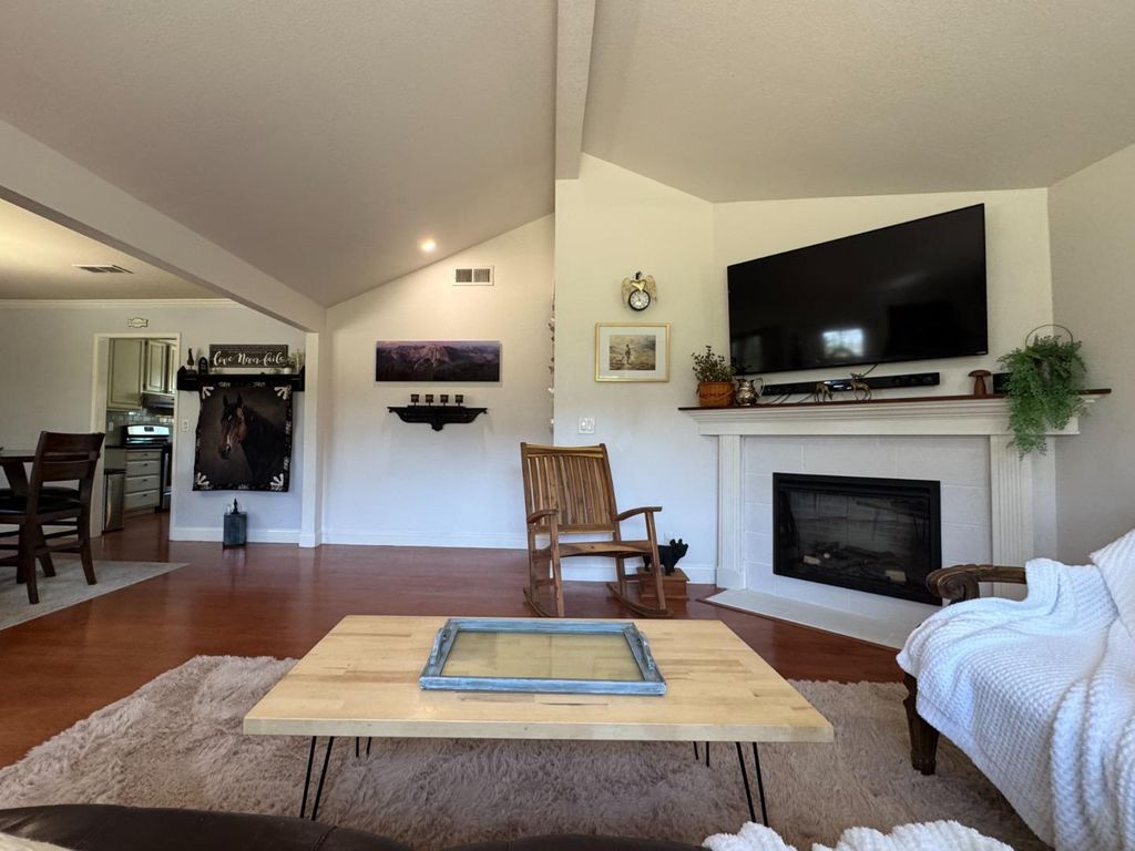 Photo of 8025 Teichman Court, Prunedale, CA 93907 (MLS # ML82048100)