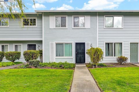 38521 Royal Ann Cmn, Fremont, CA 94536 - MLS#: 41089051