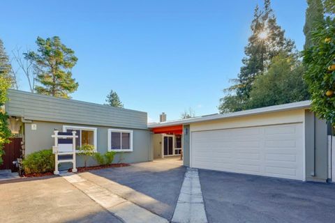 A home in Palo Alto