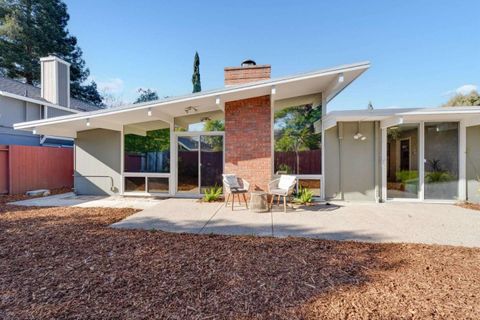 A home in Palo Alto