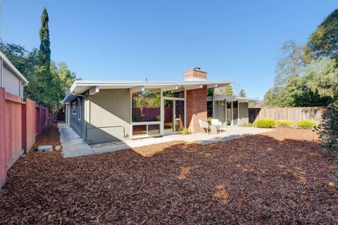 A home in Palo Alto