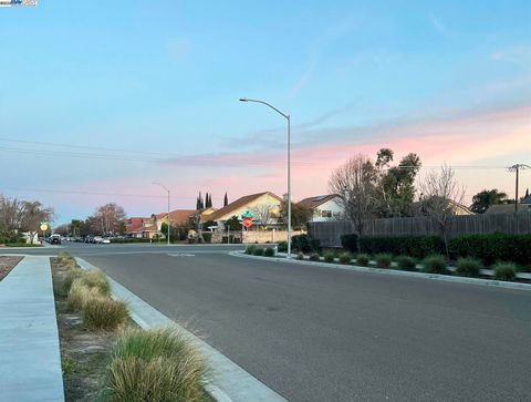 A home in Los Banos