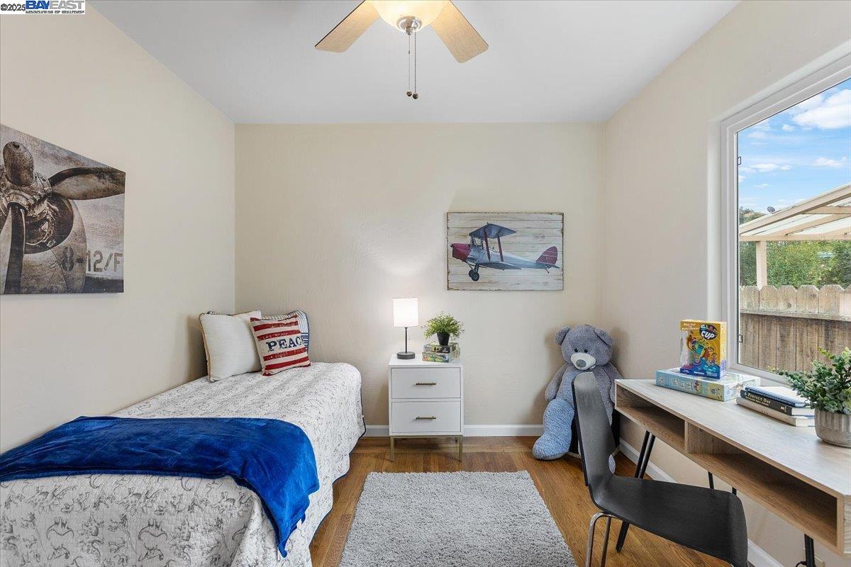 San Leandro, California 94577, United States, 2 Bedrooms Bedrooms, ,1 BathroomBathrooms,Residential,Pending,224704