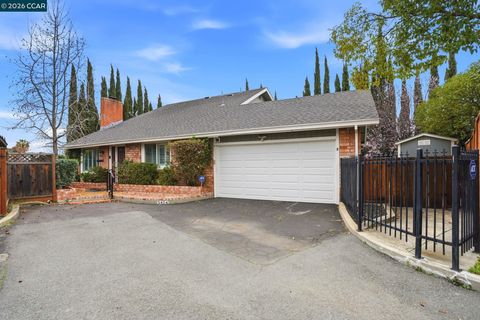 Photo of 5454 Anselmo Ct, Concord, CA 94521 (MLS # 41125448)