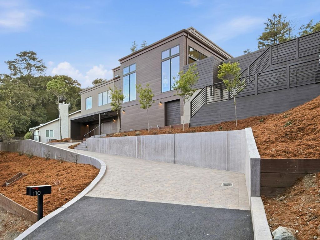 Photo of 110 Dolton Avenue, San Carlos, CA 94070 (MLS # ML82041455)