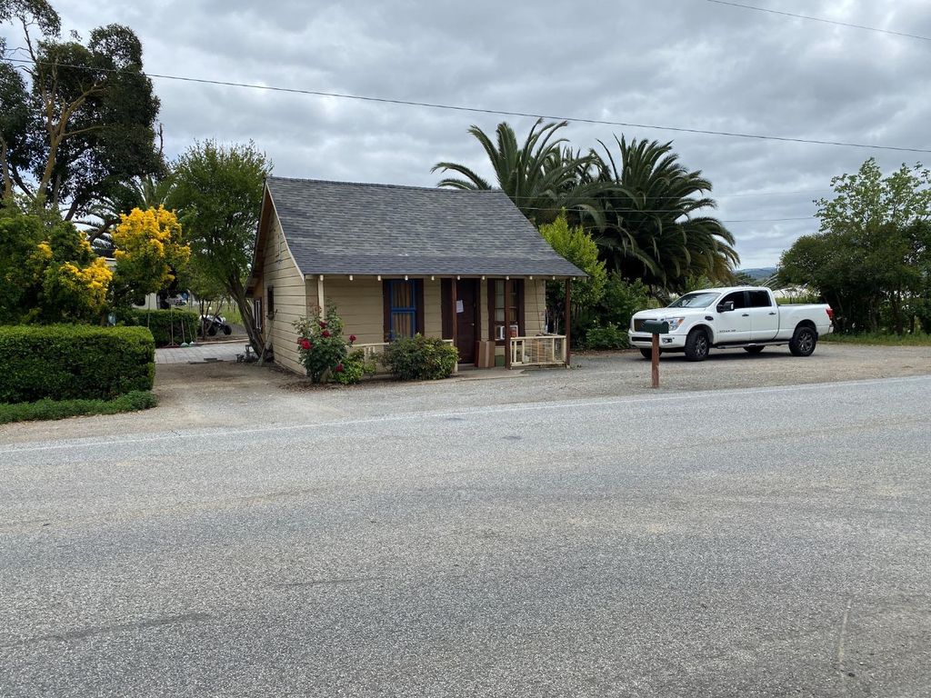 listing image 0