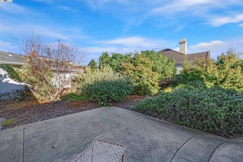 A home in San Leandro