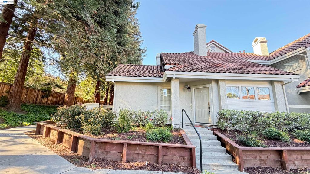 Photo of 7272 Cronin Cir, Dublin, CA 94568 (MLS # 41126916)