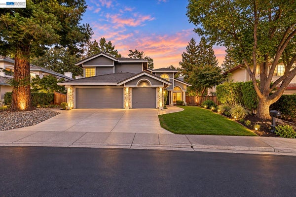 749 SWEET WATER DR, DANVILLE, CA 94506 - Image f78fff90e418e3eef2d96a1fa43716fb/137223595