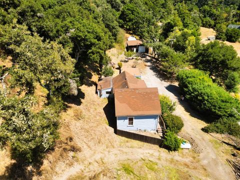 A home in Pescadero