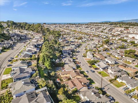 A home in Daly City