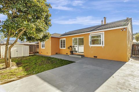 A home in Daly City