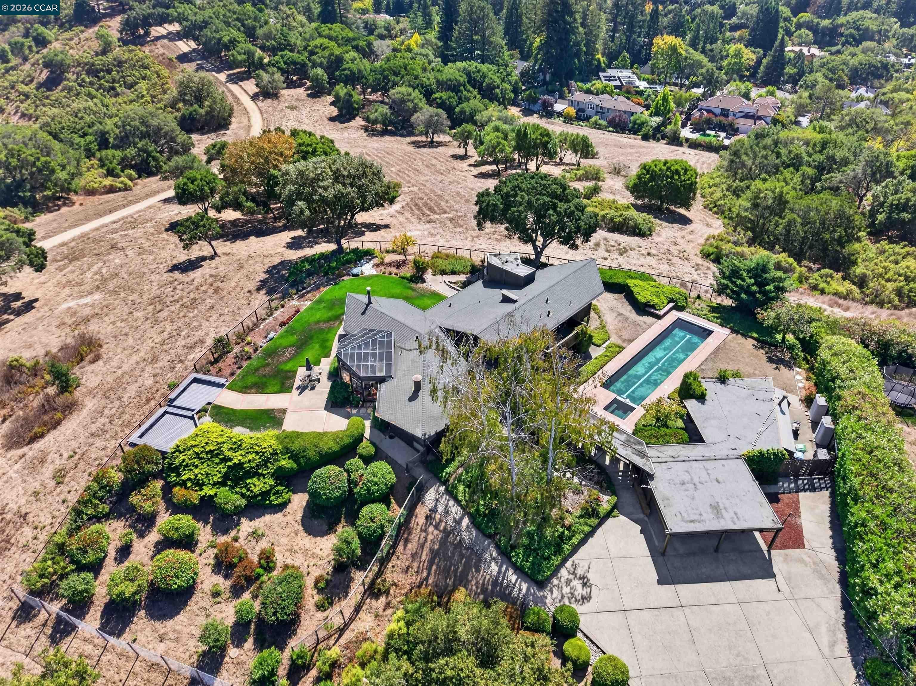 13 Bel Air Dr
