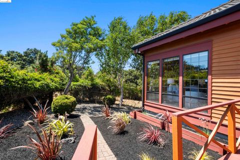 A home in El Sobrante