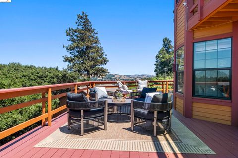 A home in El Sobrante