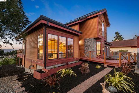 A home in El Sobrante