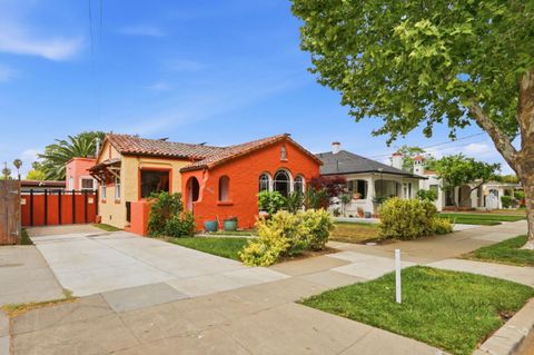 Photo of 951 S 9th Street, San Jose, CA 95112 (MLS # ML82044998)