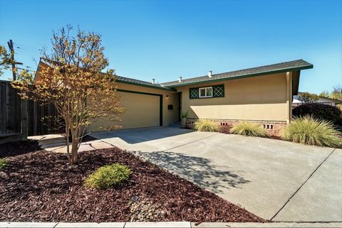 2299 Maximilian Drive, Campbell, CA 95008 - MLS#: ML82001488