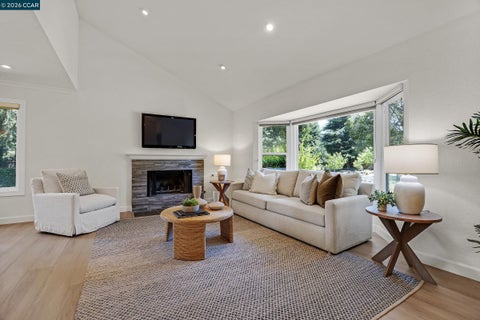 Photo of 857 Orange Blossom Way, Danville, CA 94526 (MLS # 41139684)