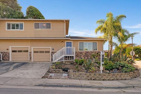 Photo of 1540 Seascape Boulevard, Aptos, CA 95003 (MLS # ML82024395)