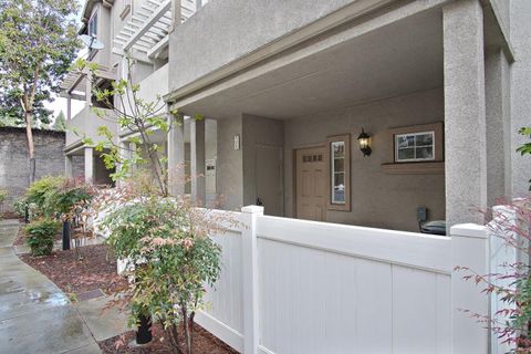 727 Northrup Street, San Jose, CA 95126 - MLS#: ML82001183