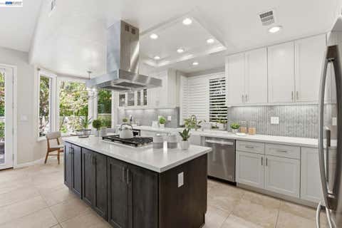 Photo of 7961 Kemper Ct, Pleasanton, CA 94588 (MLS # 41133242)
