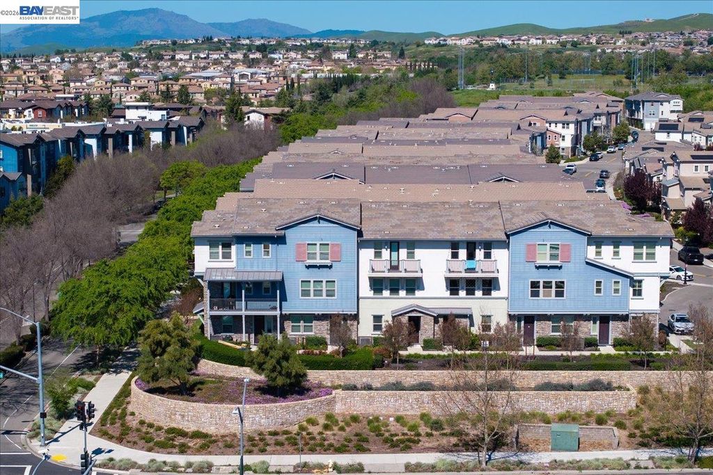 Photo of 3910 Scottfield St, Dublin, CA 94568 (MLS # 41135556)
