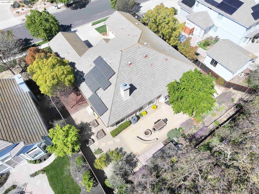 listing image 49