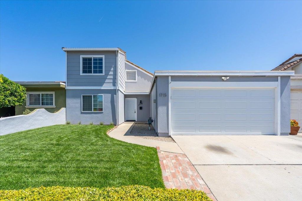 Photo of 1715 Cherokee Drive, Salinas, CA 93906 (MLS # ML82048019)