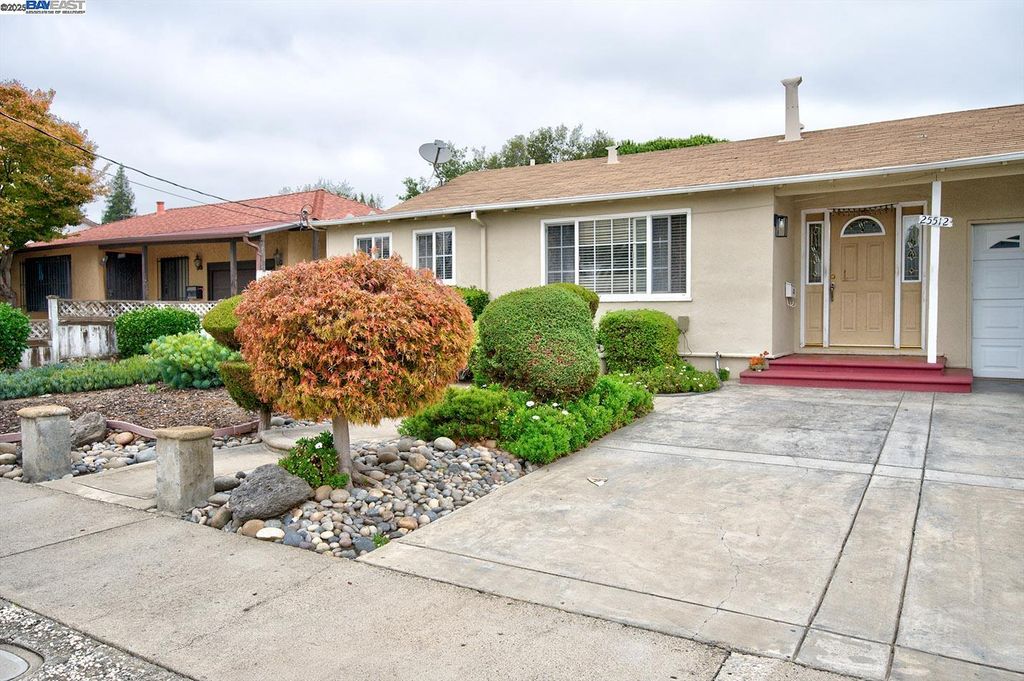 Photo of 25512 Tarman Ave, Hayward, CA 94544 (MLS # 41116169)