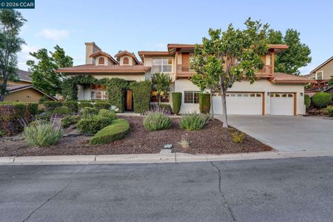 Photo of 1105 Peacock Creek Drive, Clayton, CA 94517 (MLS # 41124117)