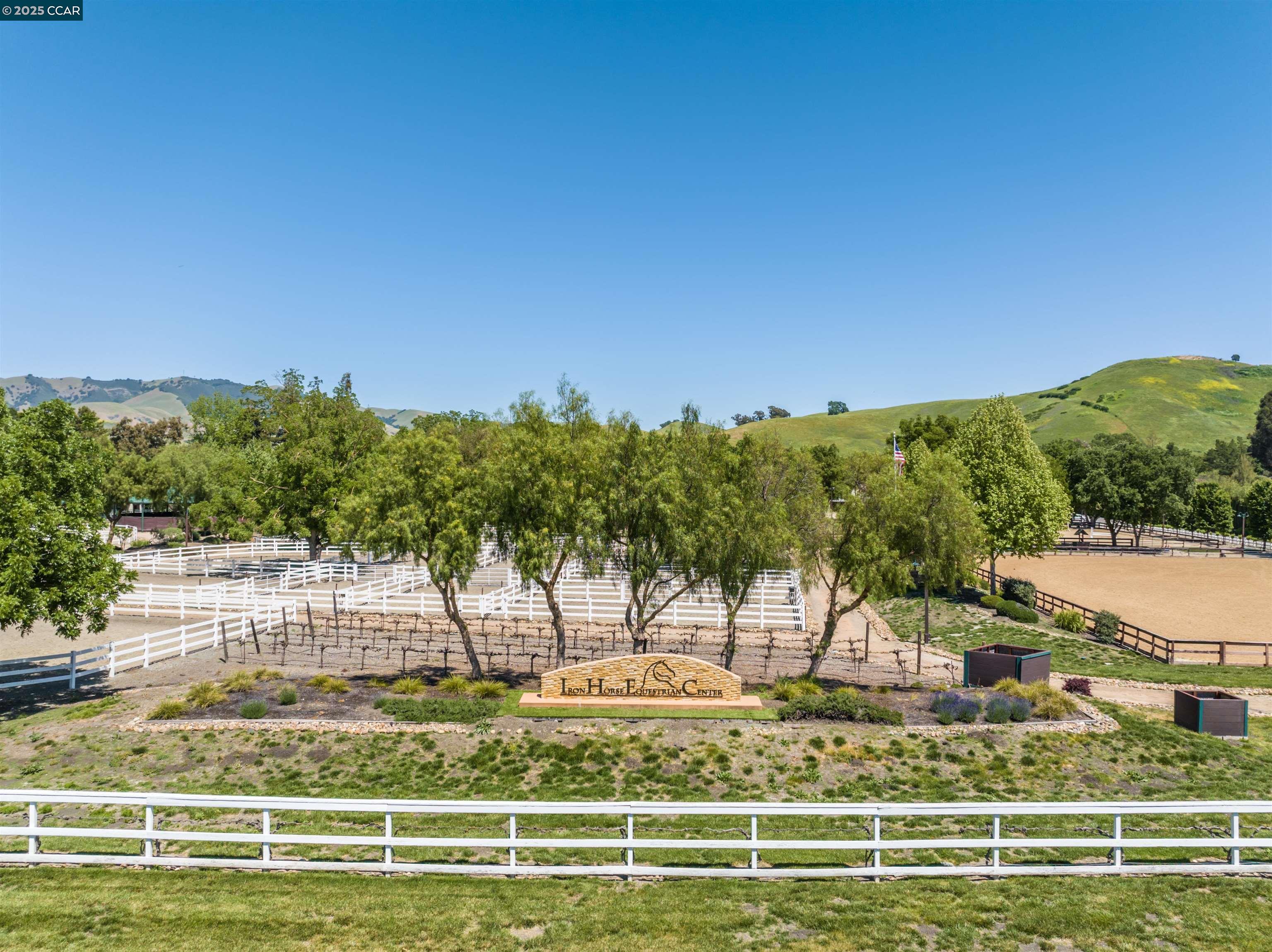 5959 Camino Tassajara