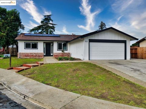 Photo of 2112 Matthew Ct, Pittsburg, CA 94565 (MLS # 41118743)