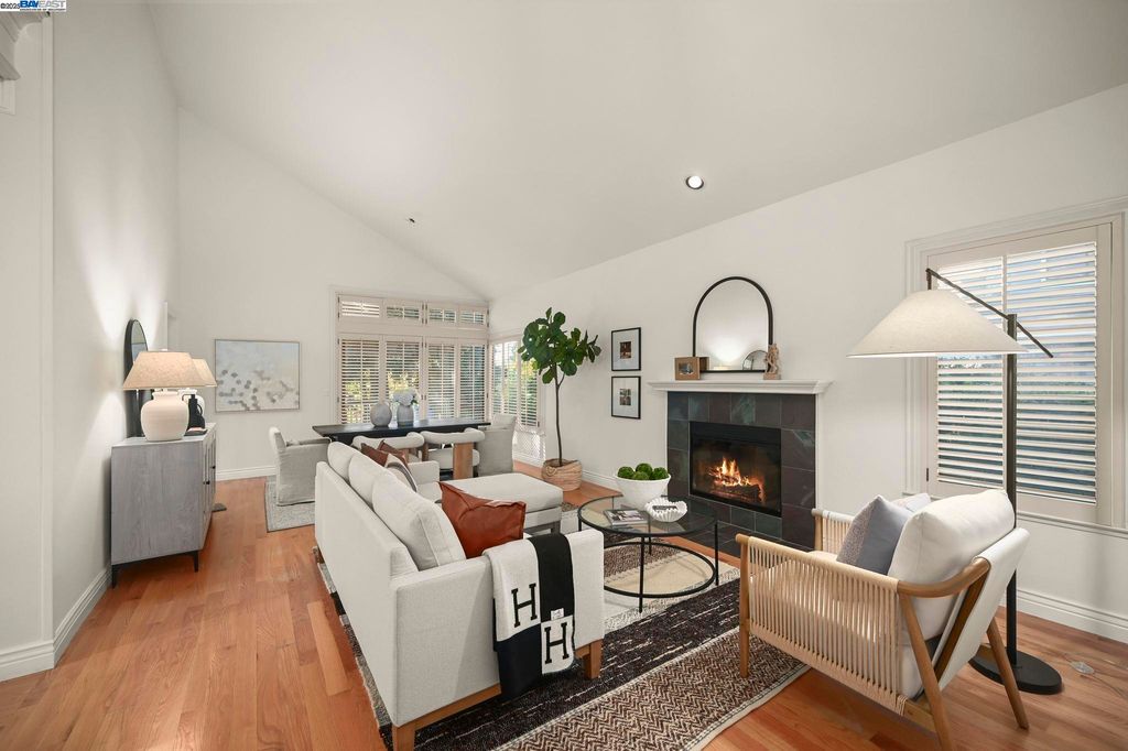 Photo of 112 Kingswood Cir, Danville, CA 94506 (MLS # 41115551)