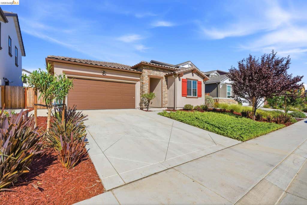 Photo of 5330 Clauzetto Way, Antioch, CA 94531 (MLS # 41145636)
