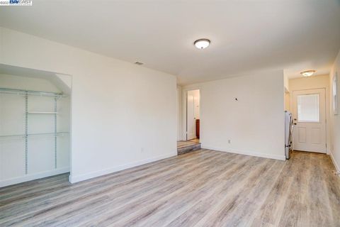 A home in San Leandro