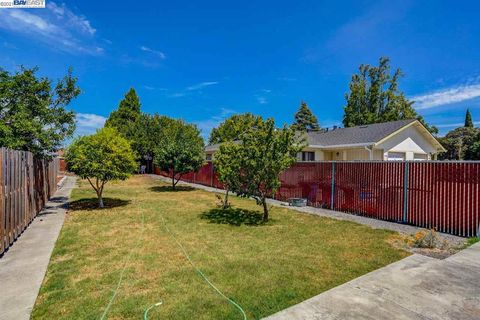 A home in San Leandro