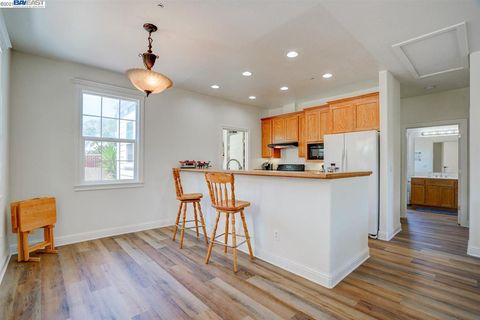 A home in San Leandro