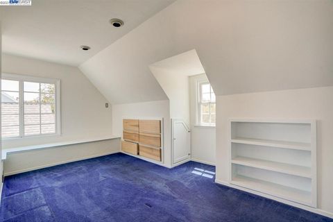 A home in San Leandro