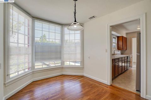 A home in San Leandro