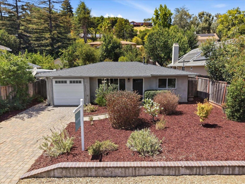 Photo of 14351 Elva Avenue, Saratoga, CA 95070 (MLS # ML82057603)