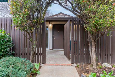 5492 Roundtree Dr Unit A, Concord, CA 94521 - #: 41122104