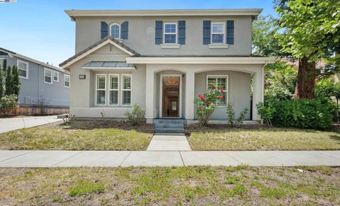 2004 W Lagoon Rd Pleasanton CA 94566