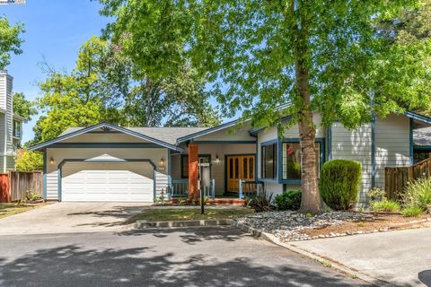 208 Heritage Ln Pleasanton CA 94550